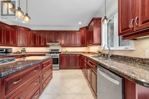 2501 Kearns Way Ottawa ON K4P 1R9