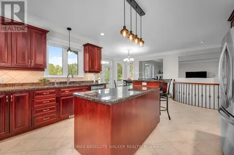 2501 Kearns Way Ottawa ON K4P 1R9
