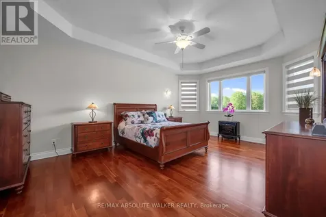 2501 Kearns Way Ottawa ON K4P 1R9