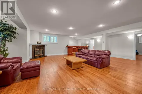 2501 Kearns Way Ottawa ON K4P 1R9