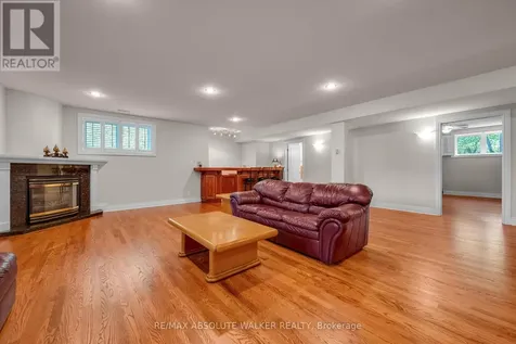 2501 Kearns Way Ottawa ON K4P 1R9