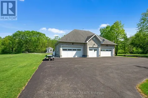 2501 Kearns Way Ottawa ON K4P 1R9