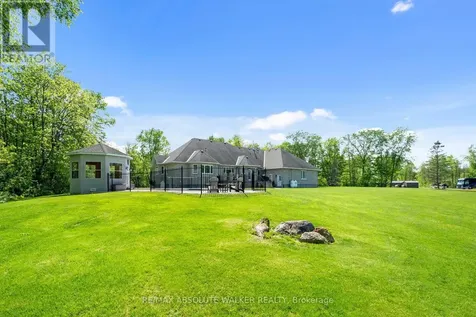 2501 Kearns Way Ottawa ON K4P 1R9