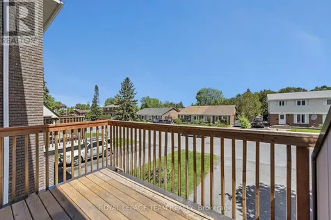 276 Dalehurst Drive Ottawa ON K2G 4J5