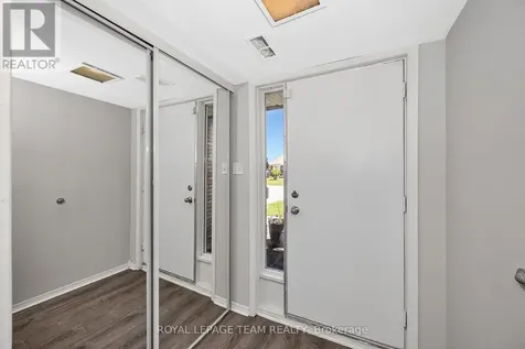 276 Dalehurst Drive Ottawa ON K2G 4J5