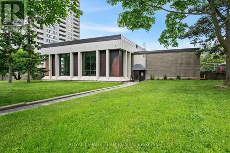 2625 Regina Street Ottawa ON K2B 5W8