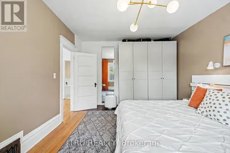 5 Grove Avenue Ottawa ON K1S 3A5