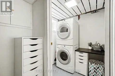 5 Grove Avenue Ottawa ON K1S 3A5