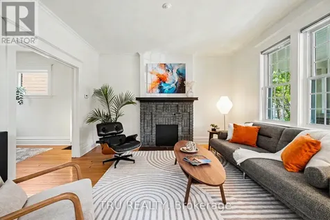 5 Grove Avenue Ottawa ON K1S 3A5