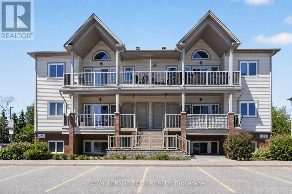 165 Crestway Drive Ottawa ON K2G 7C8