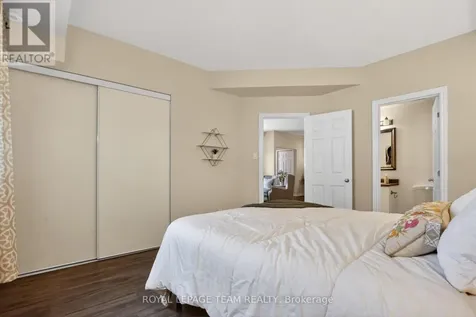 165 Crestway Drive Ottawa ON K2G 7C8
