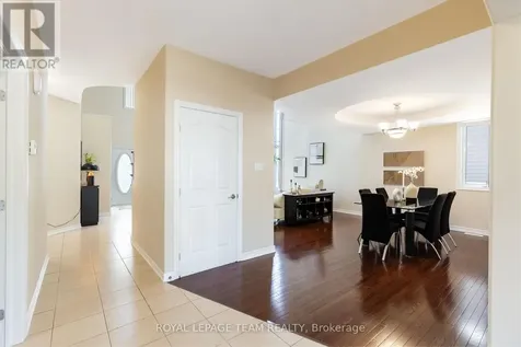 38 Penrith Street Ottawa ON K2W 1E5