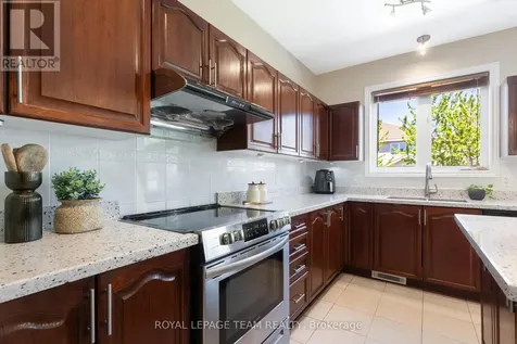 38 Penrith Street Ottawa ON K2W 1E5