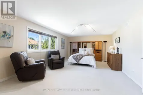 38 Penrith Street Ottawa ON K2W 1E5