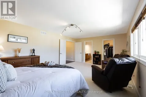 38 Penrith Street Ottawa ON K2W 1E5