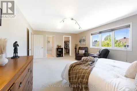 38 Penrith Street Ottawa ON K2W 1E5