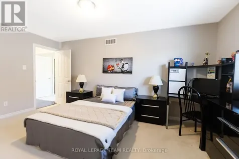 38 Penrith Street Ottawa ON K2W 1E5