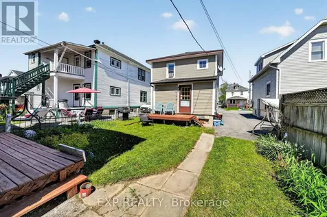 9-11 Millville Avenue Cornwall ON K6H 4K5