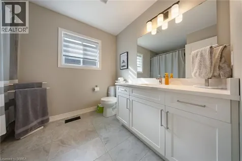 192 Gibbons Street Waterford ON N0E 1Y0