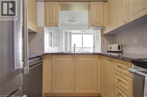 2379 Central Park Drive Oakville ON L6H 0E3