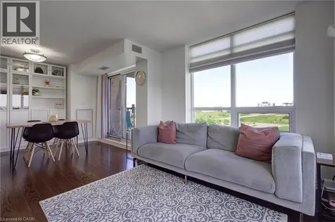 2379 Central Park Drive Oakville ON L6H 0E3