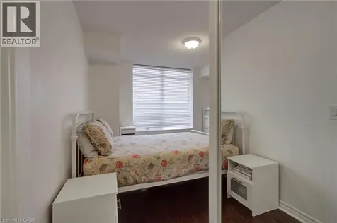 2379 Central Park Drive Oakville ON L6H 0E3