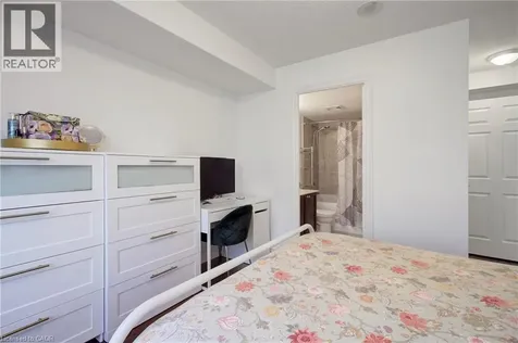 2379 Central Park Drive Oakville ON L6H 0E3