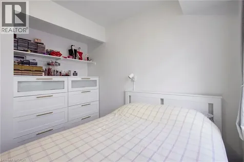 2379 Central Park Drive Oakville ON L6H 0E3