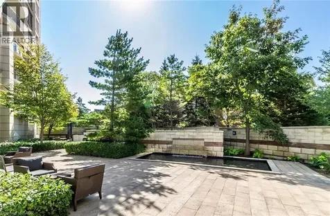 2379 Central Park Drive Oakville ON L6H 0E3