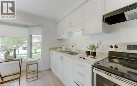 603 Pinerow Crescent Waterloo ON N2T 2K6