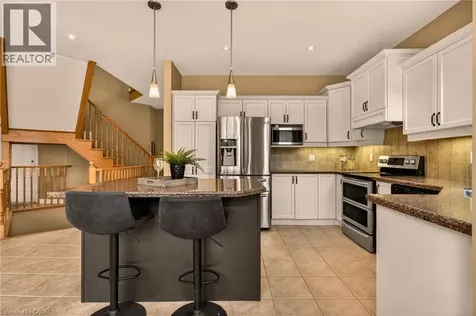 76 Moorland Crescent Ancaster ON L9K 1N7
