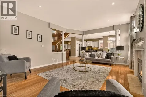 76 Moorland Crescent Ancaster ON L9K 1N7