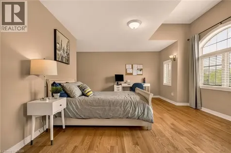 76 Moorland Crescent Ancaster ON L9K 1N7