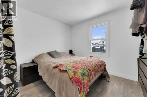 62 Knoll Street Port Colborne ON L3K 5A6
