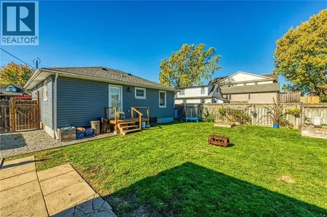 62 Knoll Street Port Colborne ON L3K 5A6