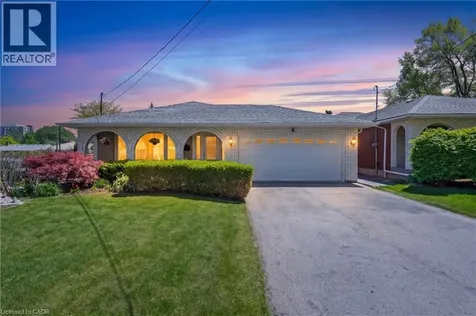 58 Centennial Parkway South Hamilton ON L8G 2C4