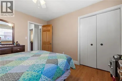58 Centennial Parkway South Hamilton ON L8G 2C4