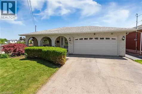 58 Centennial Parkway South Hamilton ON L8G 2C4