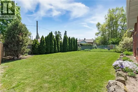58 Centennial Parkway South Hamilton ON L8G 2C4