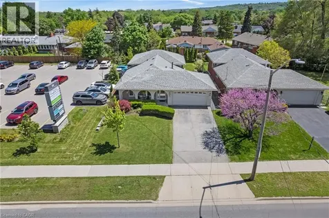 58 Centennial Parkway South Hamilton ON L8G 2C4