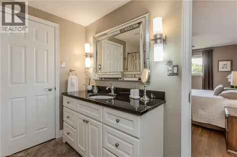 643 Artreva Crescent Burlington ON L7L 2B8