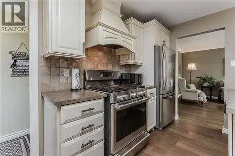 643 Artreva Crescent Burlington ON L7L 2B8