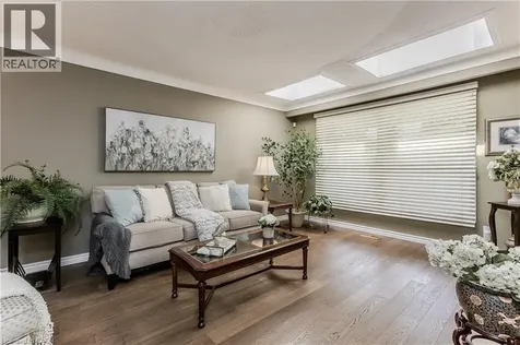 643 Artreva Crescent Burlington ON L7L 2B8