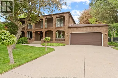 3696 Huntington Avenue Windsor ON N9E 3N3