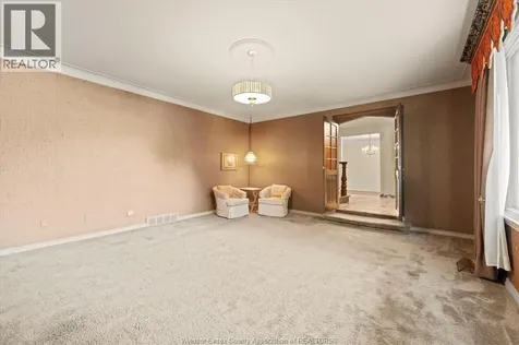 3696 Huntington Avenue Windsor ON N9E 3N3