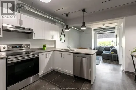 2109 Ottawa Street Windsor ON N8Y 1R8