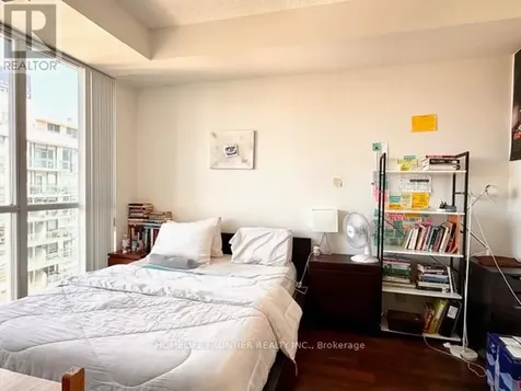 17 Anndale Drive Toronto (willowdale East) ON M2N 2W7