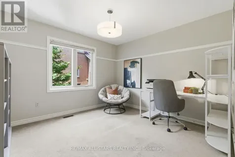 28 Testa Road Uxbridge ON L9P 1M2
