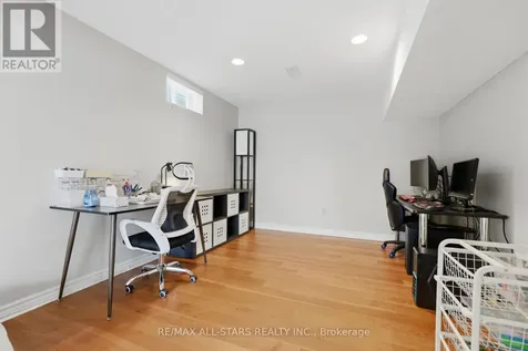 28 Testa Road Uxbridge ON L9P 1M2