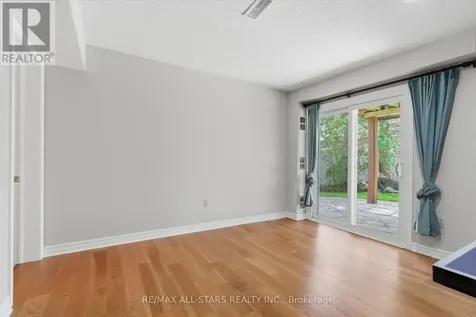 28 Testa Road Uxbridge ON L9P 1M2